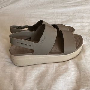 Crocs Brooklyn wedge